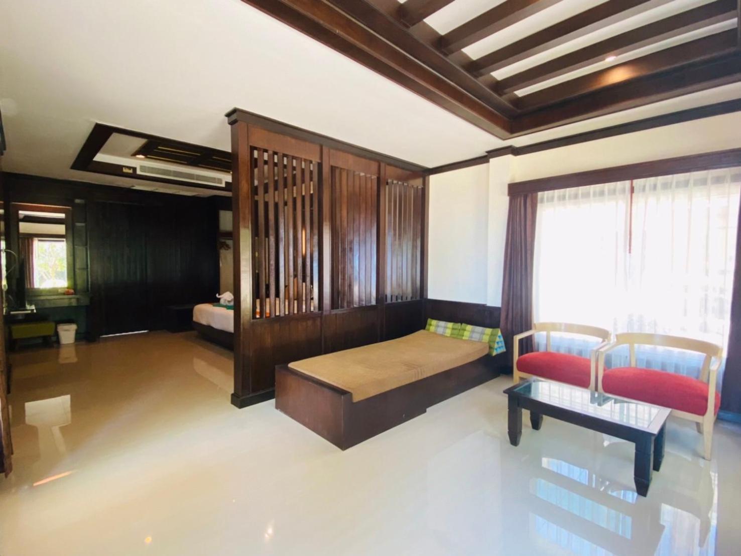 Beach Bungalow At Lanta Resort Ko Lanta Kültér fotó