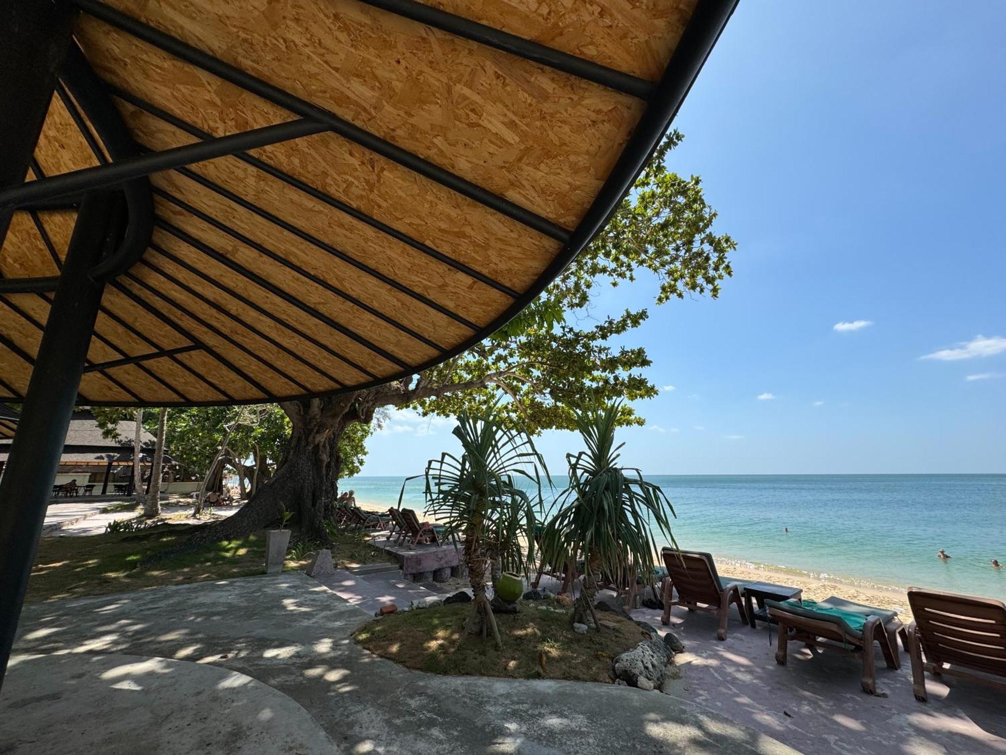 Beach Bungalow At Lanta Resort Ko Lanta Kültér fotó