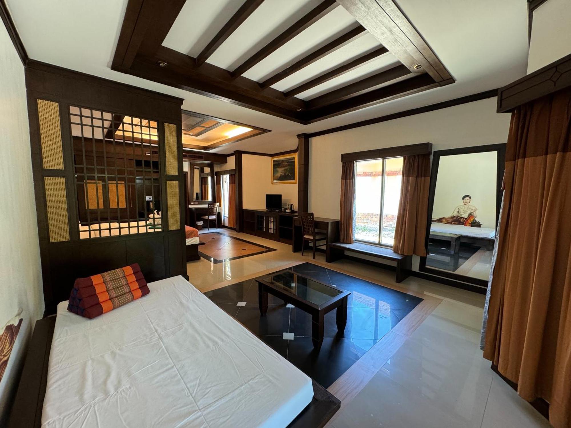 Beach Bungalow At Lanta Resort Ko Lanta Kültér fotó