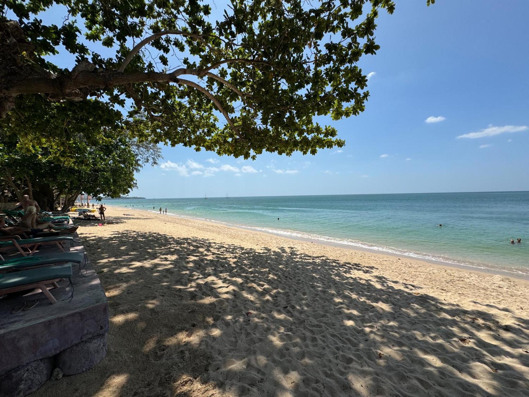 Beach Bungalow At Lanta Resort Ko Lanta Kültér fotó