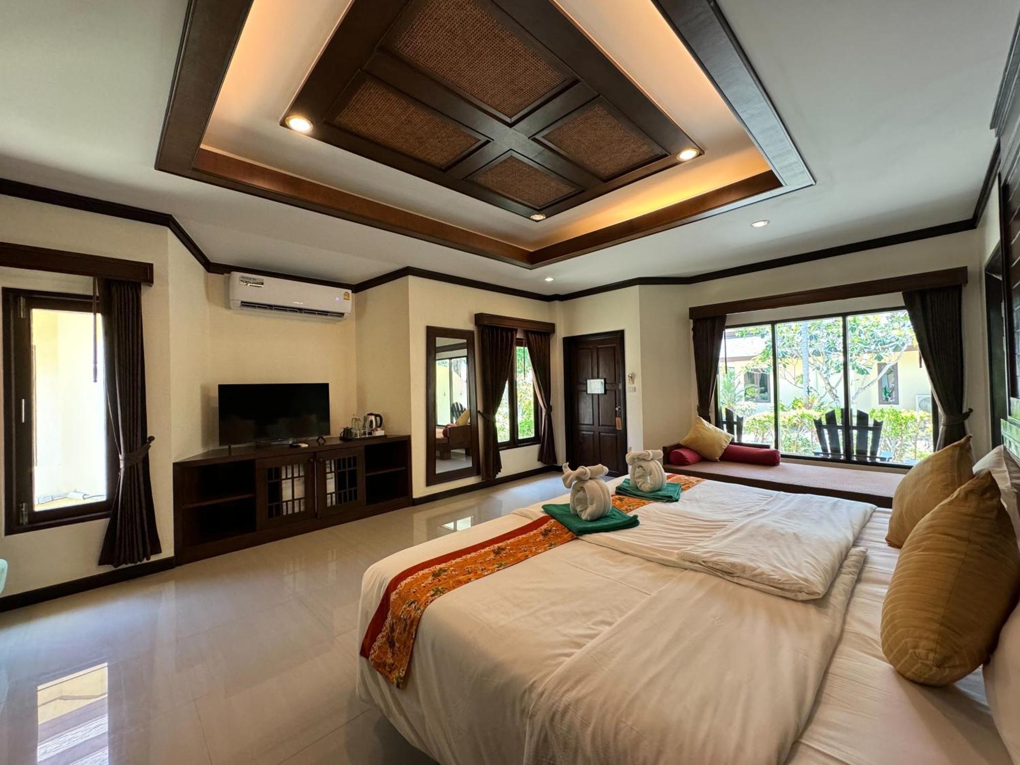 Beach Bungalow At Lanta Resort Ko Lanta Kültér fotó