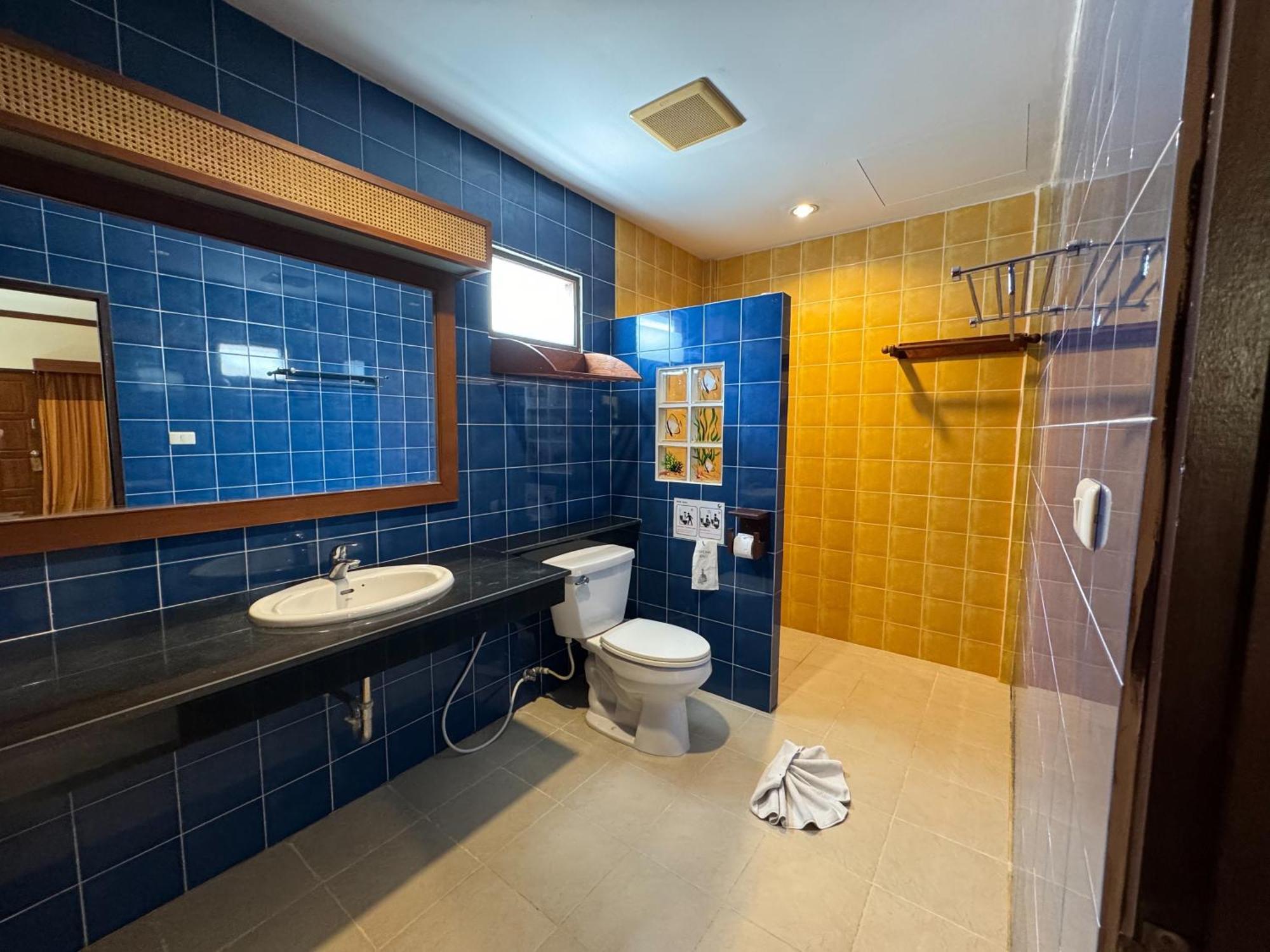 Beach Bungalow At Lanta Resort Ko Lanta Kültér fotó