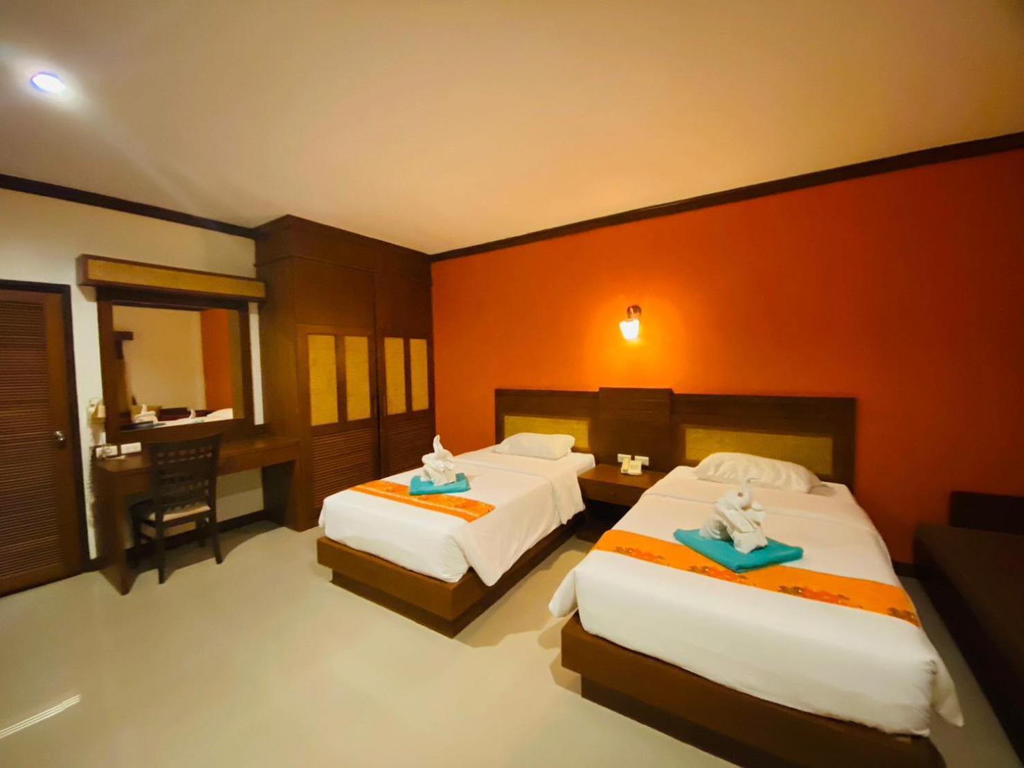 Beach Bungalow At Lanta Resort Ko Lanta Kültér fotó